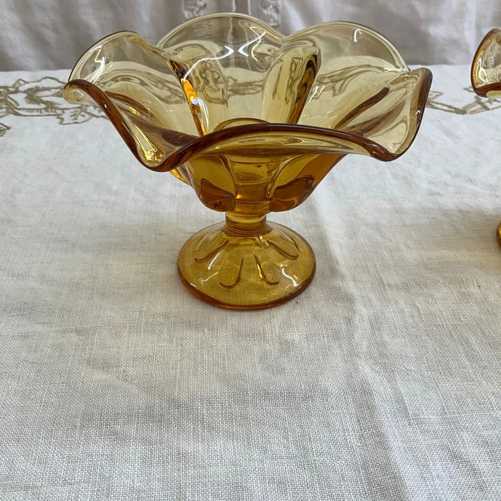 Vintage 2 Viking Amber Glass‎ Ruffled Flower Candle Holders MCM Honey Gold